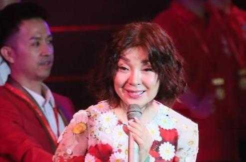 国家一级演员陈红，丈夫出轨凤凰卫视一姐，今生病只有儿子相伴左右-7.jpg