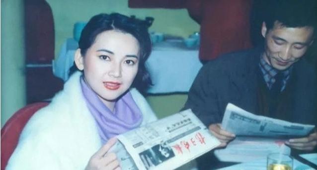 曾是“香港首席女打星”，因一场大火前程尽毁，两任丈夫接连入狱-12.jpg