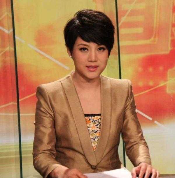 央视才女主播，嫁大16岁富豪，费尽周折与小叔子打赢百亿遗产官司-1.jpg