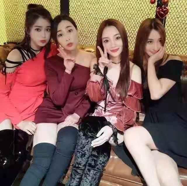 曾是收视女王，为帮好友撒谎事业跌入谷底，今独自一人出入温泉会所-8.jpg