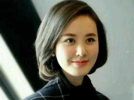 央视“美女主播”秦方，曾是重庆高考状元，今39岁感情空白仍单身-7.jpg