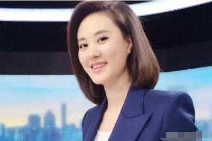 央视“美女主播”秦方，曾是重庆高考状元，今39岁感情空白仍单身-8.jpg