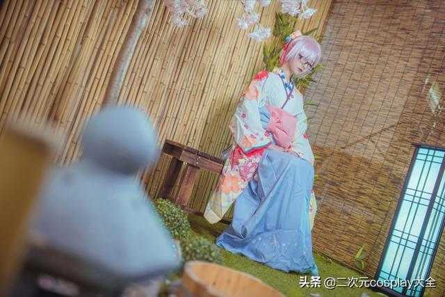 温婉气质的玛修cos，甜美的和服小仙女，抬眼镜的时候太可爱啦-5.jpg