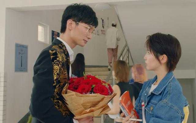 爱情公寓5：赵海棠帅气上线，出场自带BGM，堪比绝美蓝忘机-2.jpg