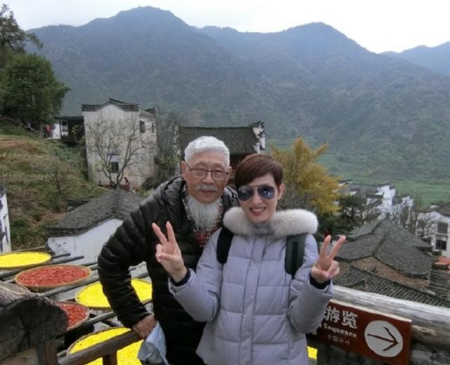 她气质远超李嘉欣,曾插足周慧敏,被嫁富豪骗个精光,今52岁仍单身-18.jpg