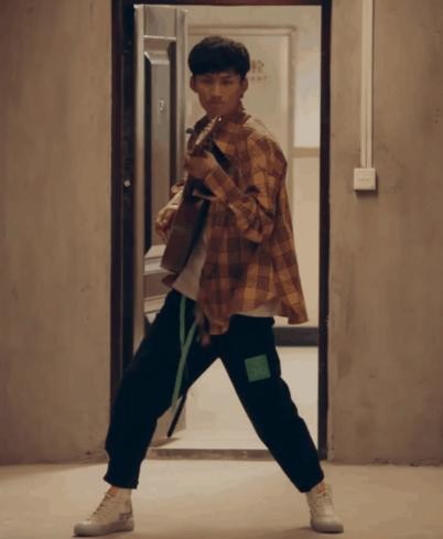 《爱情公寓5》中的赵海棠也是一个鞋头-11.jpg