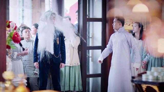 积压了两年，邓伦重新配音，还是带不火《海棠经雨胭脂透》-5.jpg