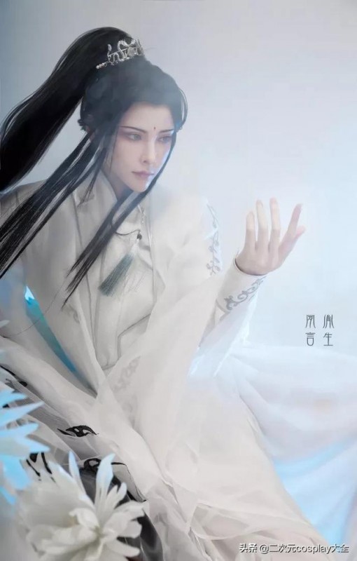 《二哈和他的白猫师尊》楚晚宁cos，赏心悦目的颜值，儒雅俊美-2.jpg