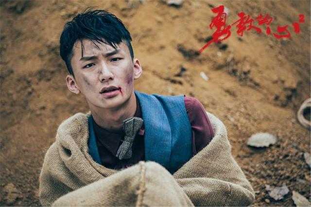 有种“整容”叫《爱情公寓》的赵海棠，摘掉眼镜后，帅成韩国欧巴-5.jpg