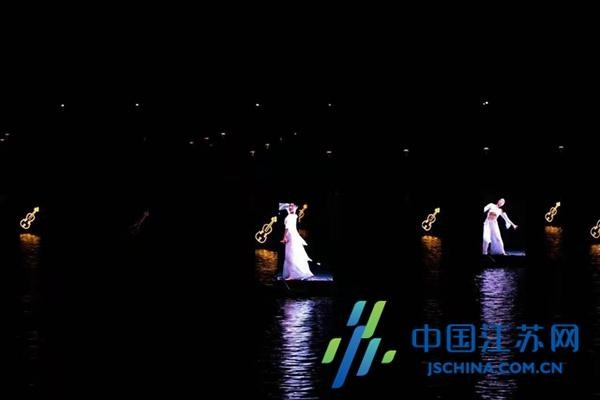 盐城首部水岸实景文化科技演艺作品《船说海棠》成功预演-1.jpg