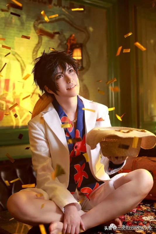 喜欢热血漫，喜欢又甜又帅王一博的coser，居然是个男装大佬-5.jpg