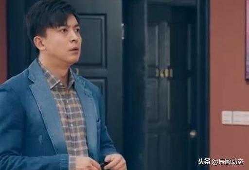 爱情公寓5：赵海棠随口说了两句话！张伟醋意大发！怒怼海棠-3.jpg