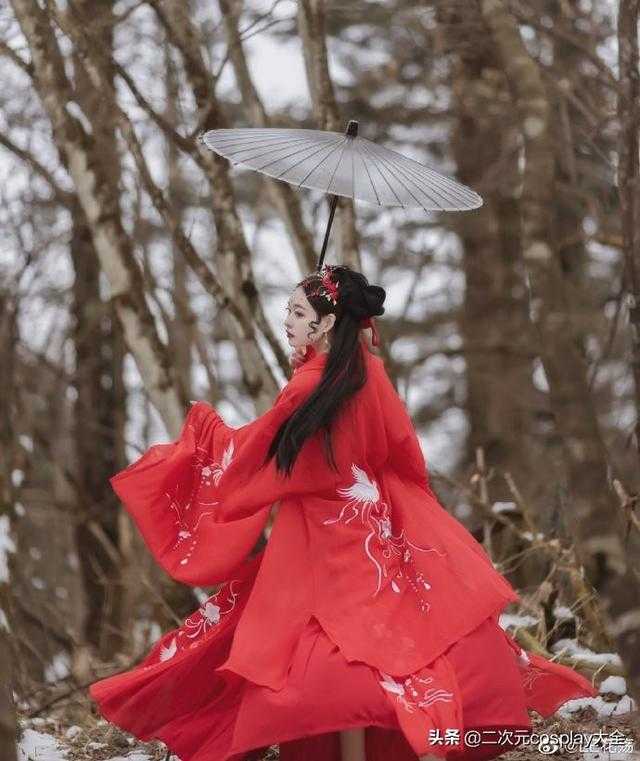 峨眉山雪景，花拾汉服小仙女，持伞提灯美如画-5.jpg