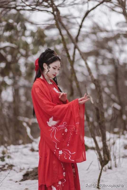 峨眉山雪景，花拾汉服小仙女，持伞提灯美如画-9.jpg