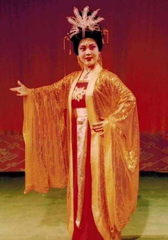 兵团豫剧表演艺术家耿海棠：艺术来源于生活，艺术丰富了生活-6.jpg