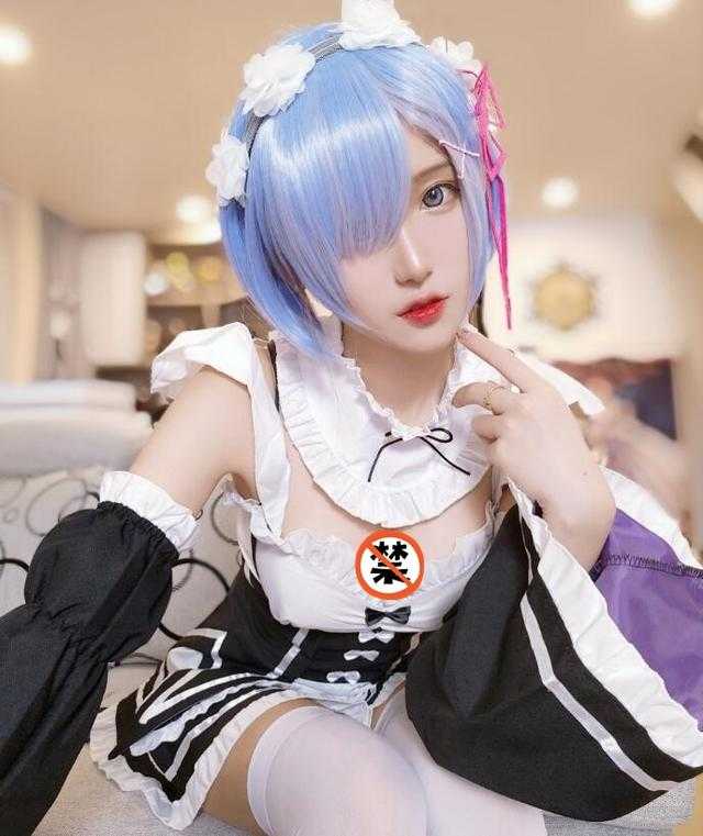腐团儿连续两年COS不知火舞，颜值依旧在线，却少了“灵魂”-2.jpg