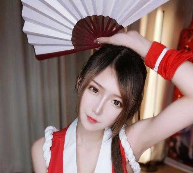 腐团儿连续两年COS不知火舞，颜值依旧在线，却少了“灵魂”-3.jpg