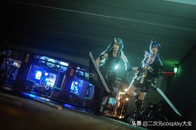 超有镜头感，《明日方舟》星熊&陈cos，隔着屏幕感受到了气场-13.jpg