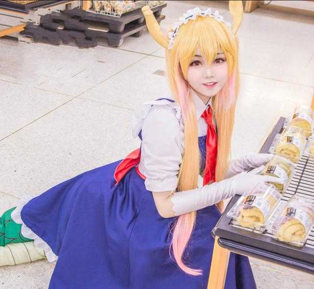 十二星座专属“二次元cosplay扮演”，双子座樱初音，射手座托尔-9.jpg