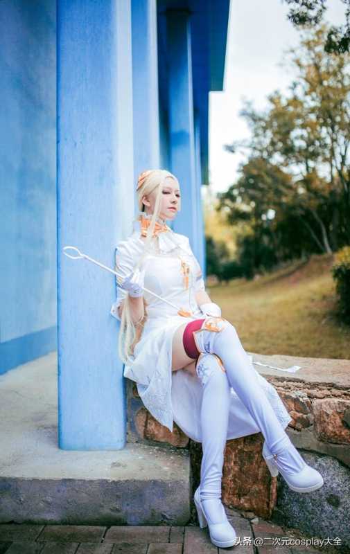 朴实无华性格的三坑美少女，却驾驭了各种风格的cos角色-4.jpg