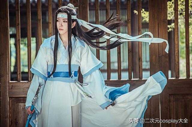 朴实无华性格的三坑美少女，却驾驭了各种风格的cos角色-11.jpg