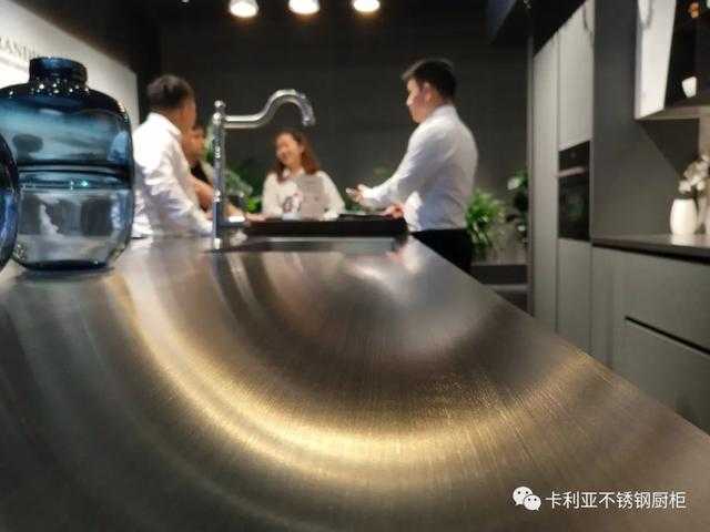 倡导健康生活方式，卡利亚不锈钢橱柜为品质厨房而生-2.jpg