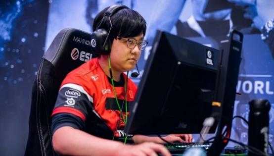 CSGO：刚入选TOP20就送人头，这三个年轻选手是不是被高估了呢？-3.jpg