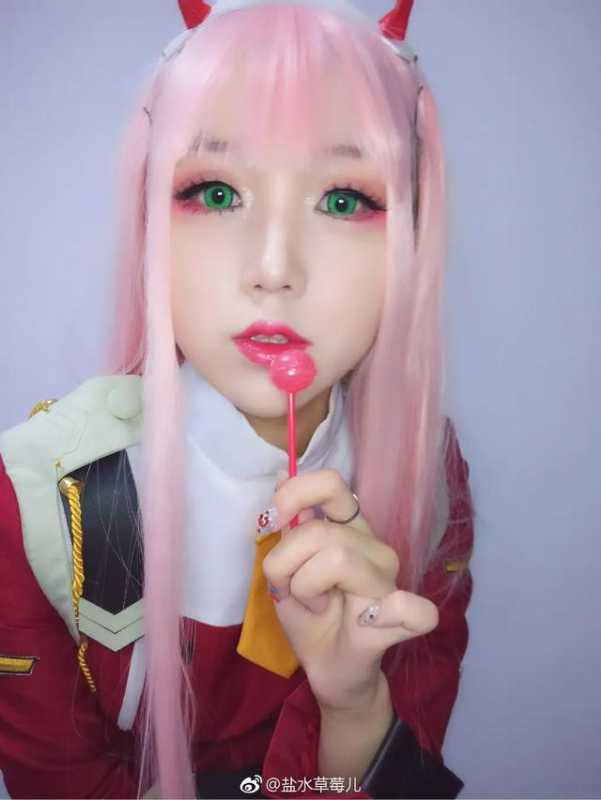网红小姐姐cos02惊艳四座!网友：我可了！-3.jpg