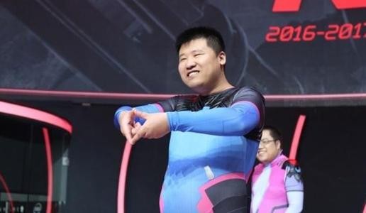二次元真会玩2：主播变本子？战胜新垣结衣，他早就是国民老婆-5.jpg