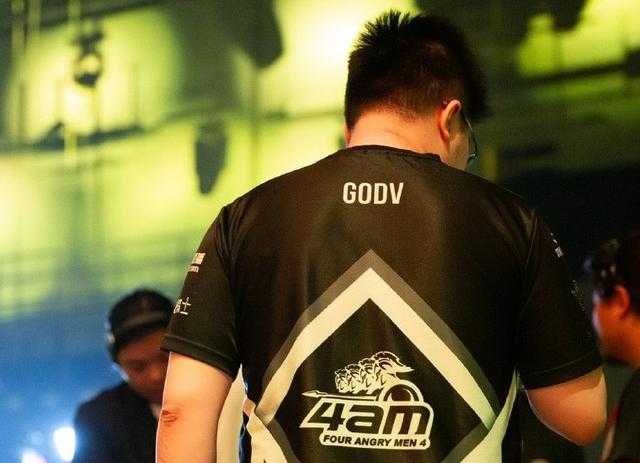 2019年度电竞选手之Godv：谷底的风景，让他更加坚强-8.jpg