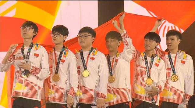 2019年度电竞选手之Uzi：每一滴汗水都不会被辜负-2.jpg