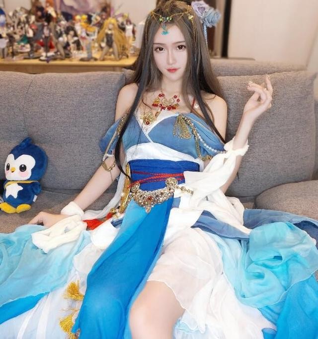 腐团儿最该COS的类型，二次元宅男的最爱之一，就怕hold不住-5.jpg