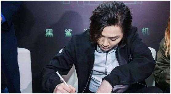 网友表示张大仙幽默不再，直播全程黑脸？张大仙一句话化解误会-1.jpg