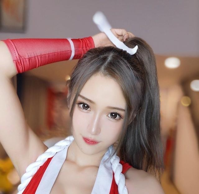 轩子巨2兔放出藏了一年的COS，青蛇不是没出吗，咋用上皮肤了？-2.jpg