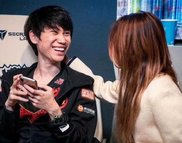 2019年度电竞战队之LOL，RNG仍在继续前行，它却永远告别职业联赛-2.jpg