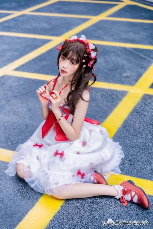 第一套Cosplay是什么角色？coser们告诉我们她的故事-6.jpg