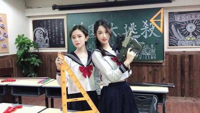 最美女老师走红，不是因为长得好看，而是因为背上的他-2.jpg