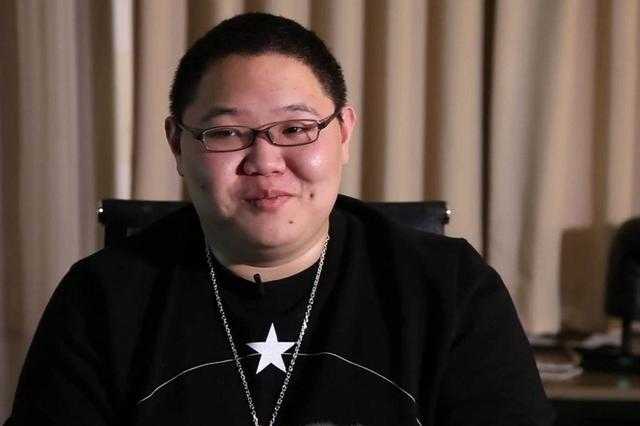 PDD到底多有钱？和水友打赌输了，立马兑现三万红包-1.jpg