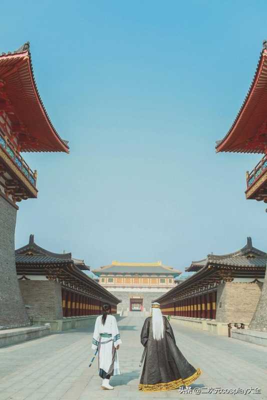 《秦时明月》卫庄&盖聂cos，颜值古风男神，场景与人物都好还原-2.jpg