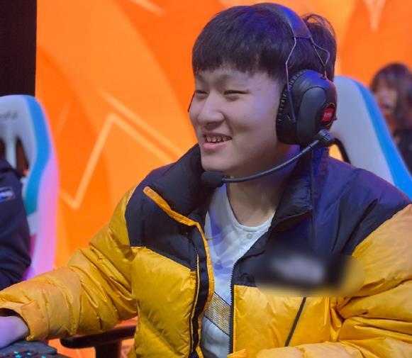 LPL春季赛：9连败的V5到底该如何完成自我救赎？-5.jpg