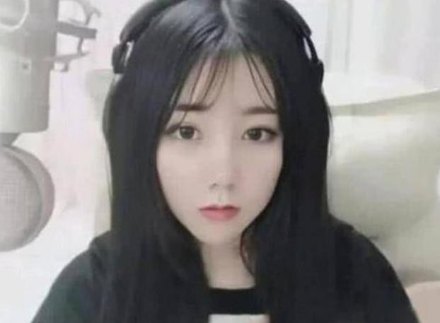 小团团回应真名曝光，直播现场落泪，还公布了男友标准？-3.jpg