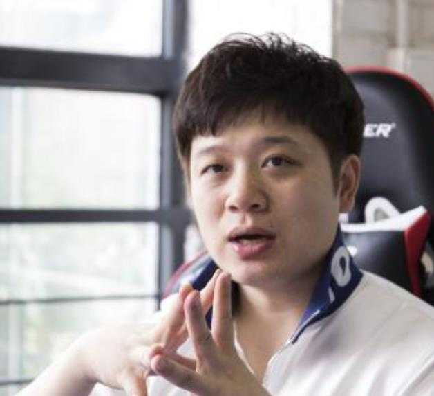 还记得斗鱼二台吗？专搞腐团儿收费内容，导播镜头加鸡腿-5.jpg