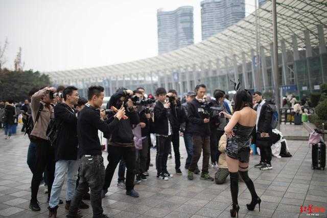 ACGN有多火？在成都逛了B站线下漫展后我服了-3.jpg