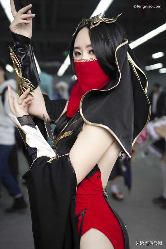 “二次元”的夺目世界 漫展COSPLAY灯光人像实拍-37.jpg