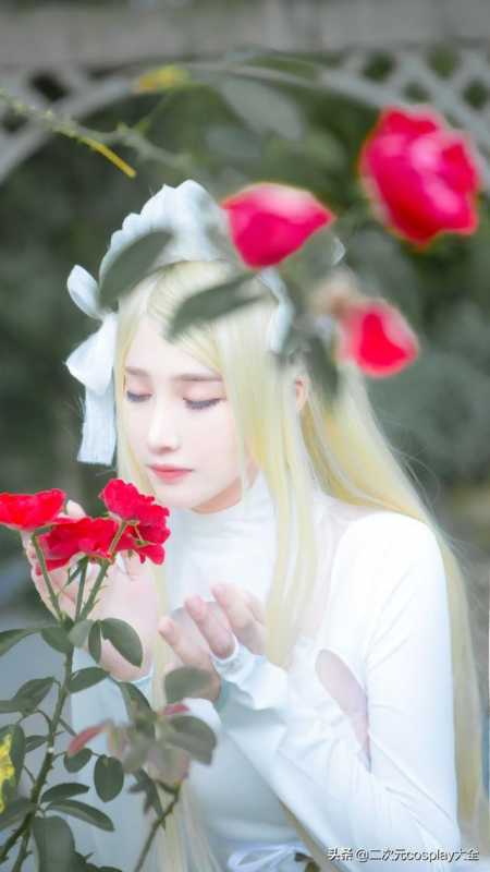 绝美身姿，《朝花夕誓》蕾莉亚cos，美丽优雅还有点梦幻美-9.jpg