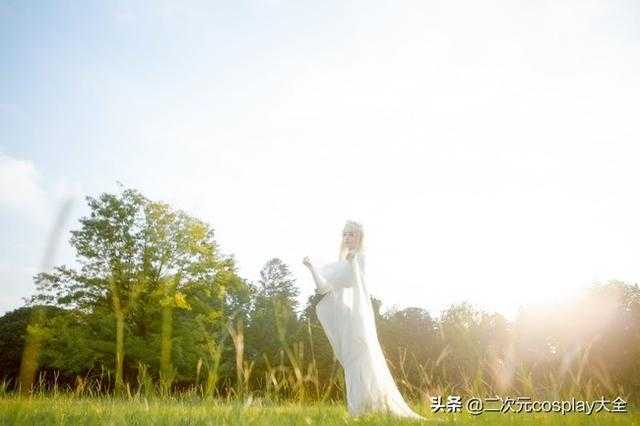 绝美身姿，《朝花夕誓》蕾莉亚cos，美丽优雅还有点梦幻美-11.jpg