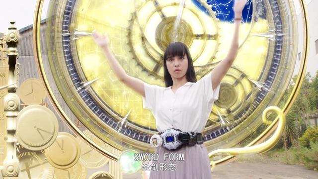 假面骑士月读被东大妈“嫌弃”，大招没有名字，特效只有一个月亮-1.jpg