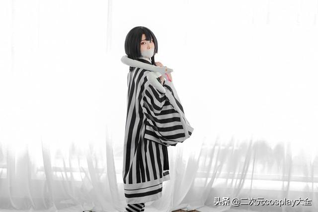 《鬼灭之刃》性转cos，甘露寺蜜璃&伊黑小芭内，两人太甜了啦-10.jpg