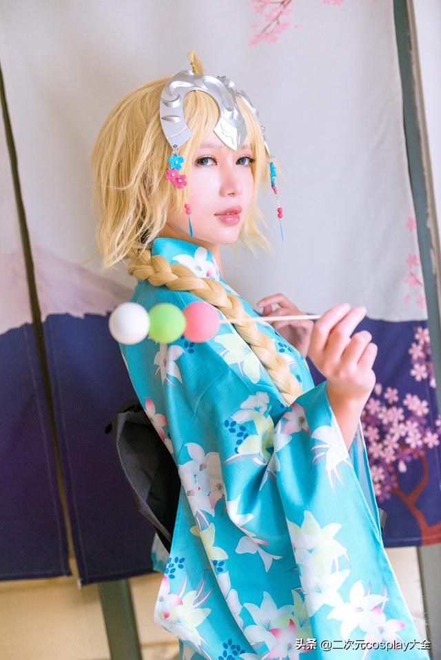 被贞德和黑贞魅力吸引的女生，cos了20套她们的角色-2.jpg
