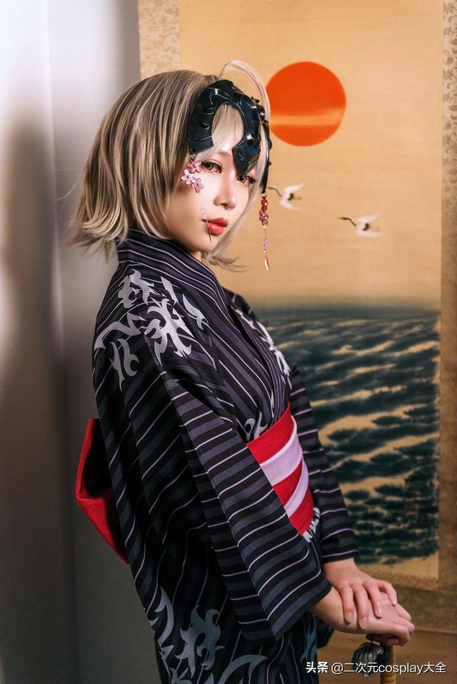 被贞德和黑贞魅力吸引的女生，cos了20套她们的角色-5.jpg
